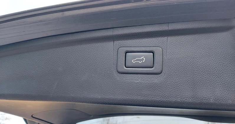 Subaru Outback cena 99900 przebieg: 51000, rok produkcji 2018 z Piaseczno małe 172